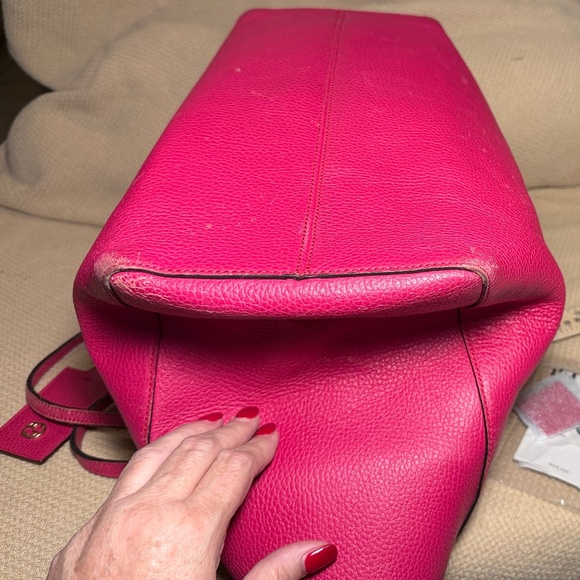 Gucci Vibrant Pink Leather Tote - Picture 5 of 15